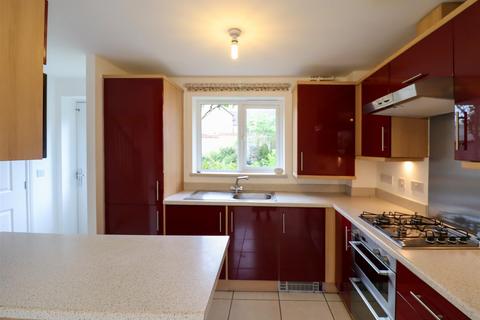 3 bedroom semi-detached house to rent, Orford Close, Ely CB7