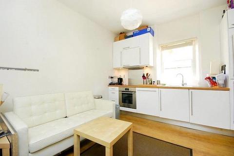 1 bedroom apartment to rent, Buckland Crescent, London NW3