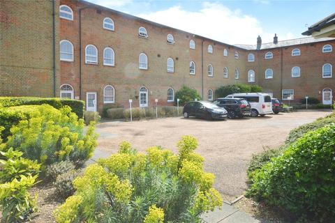 2 bedroom apartment for sale, Nightingales, Bishops Stortford, Hertfordshire, CM23