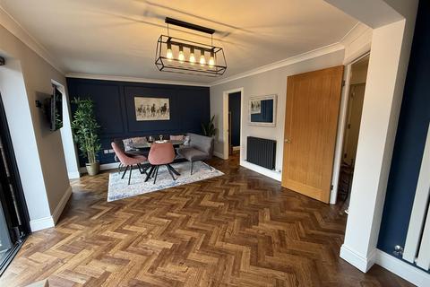 4 bedroom detached house for sale, Newquay Close, Darlington