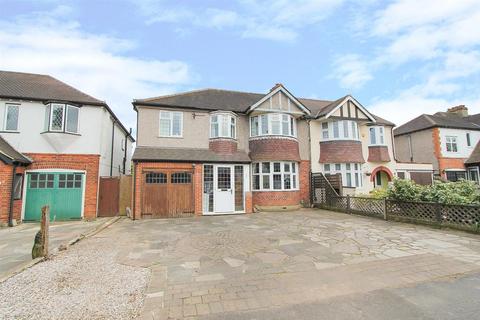 151 Banstead Road South, Sutton, SM2 5LL