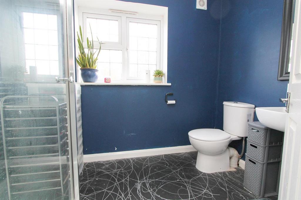 Ensuite.jpg