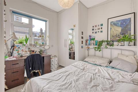 4 bedroom maisonette for sale, Witley Court, London N19