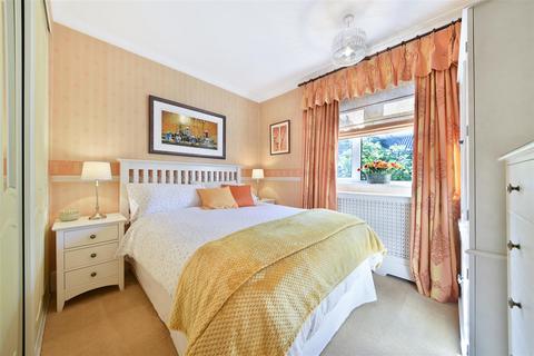 38 Herbert Road, London, SW19 3SH