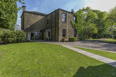 3 bedroom semi-detached house for sale, Quarmby Road, Huddersfield HD3