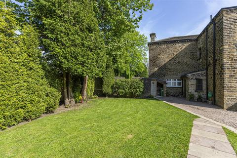 3 bedroom semi-detached house for sale, Quarmby Road, Huddersfield HD3