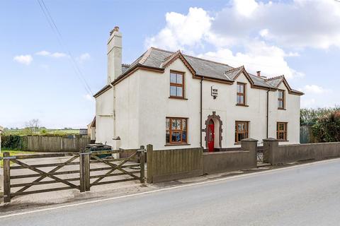 5 bedroom detached house for sale, Fore Street, Langtree, Torrington