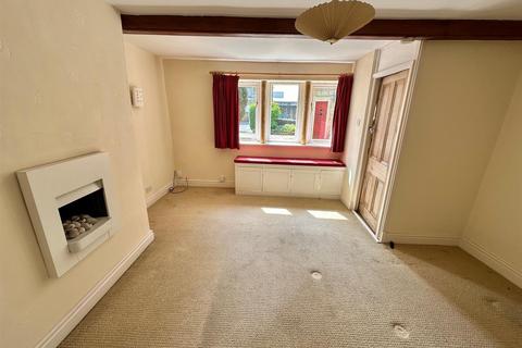 2 bedroom end of terrace house for sale, Halifax Road, Liversedge