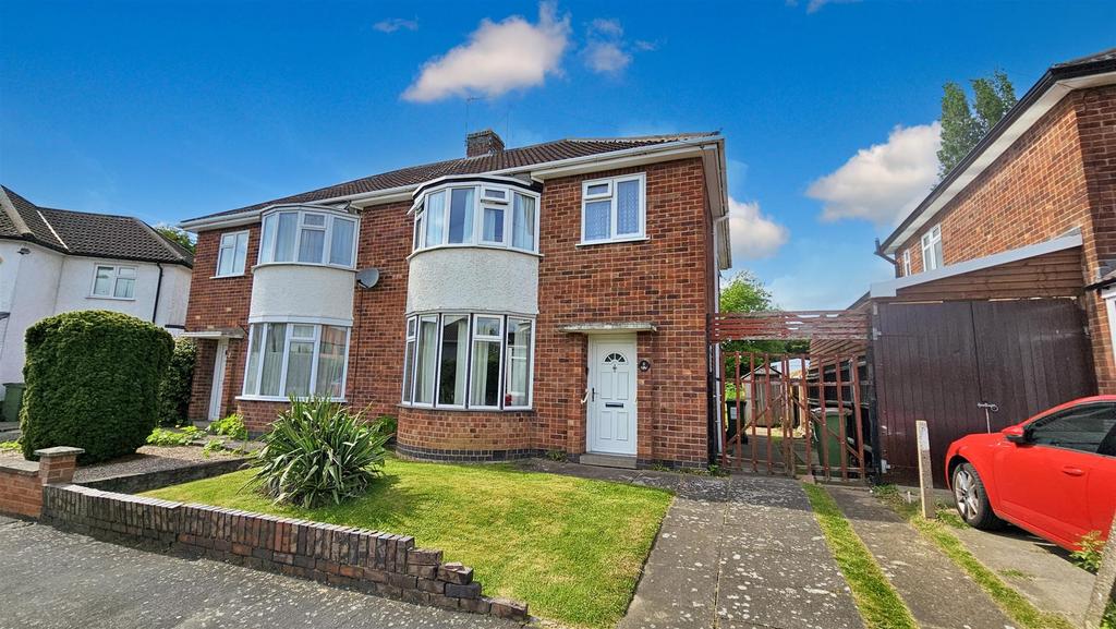 Charlecote Avenue, Leicester 3 bed semidetached house for sale £230,000