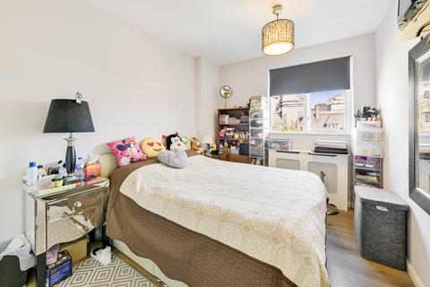 2 bedroom flat for sale, Warwick Way, London, SW1V