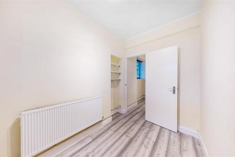 1 bedroom apartment to rent, Pentonville Road, London N1