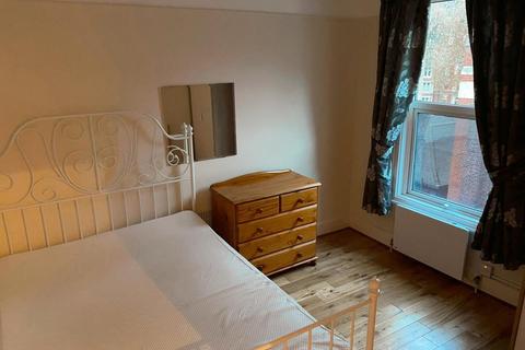 1 bedroom flat to rent, Cheniston Gardens, Kensington W8