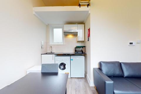 1 bedroom flat to rent, Cromwell Road, London SW5