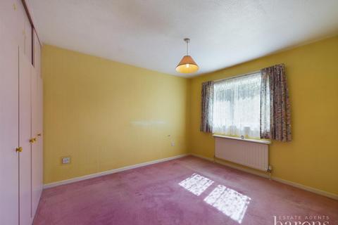 39 Boyce Close, Basingstoke, RG22 4JY