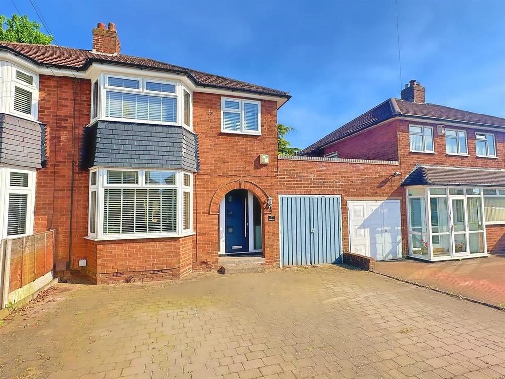 Mayfield Road, Streetly, Sutton... 3 bed semidetached house for sale