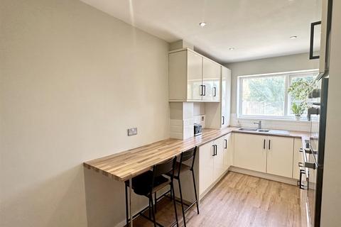 7 Mayfield Road, Streetly, Sutton Coldfield, B74 3PX