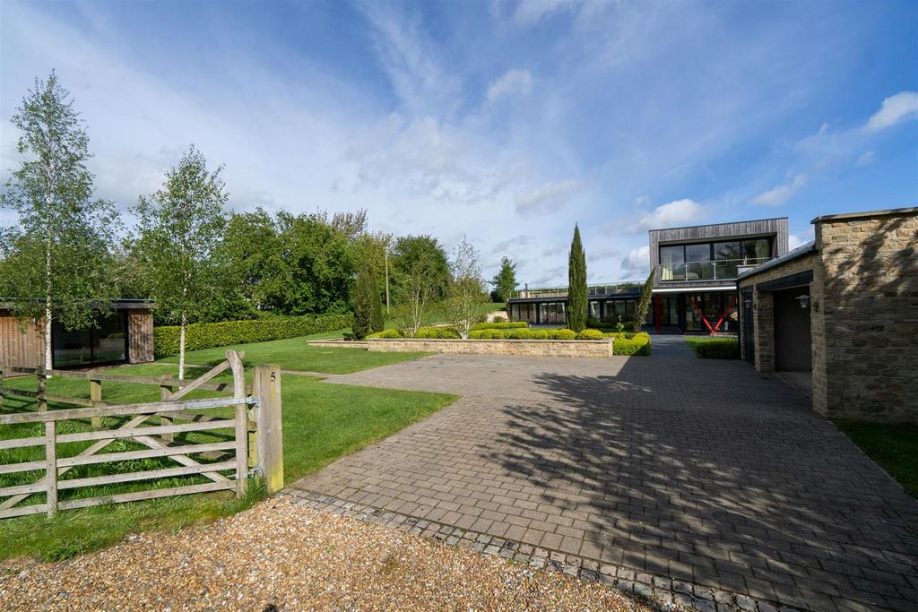 Northfield Barns Drive, Deanshanger... 4 bed detached house for sale