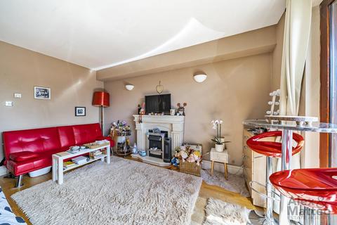 3 bedroom house for sale, Rope Street, Canada Water, SE16