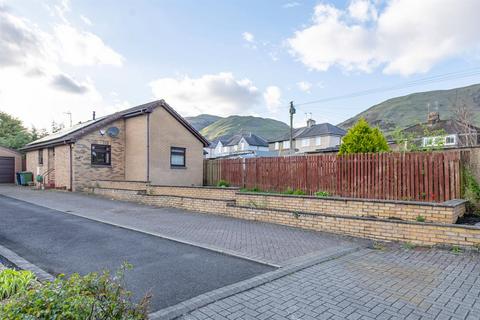 2 bedroom detached bungalow for sale, 7 Spinners Court, Tillicoultry FK13 6RN