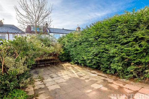 3 bedroom terraced house to rent, Thackeray Avenue, London, N17 9DY