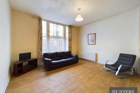 1 bedroom flat to rent, South Street, Scarborough