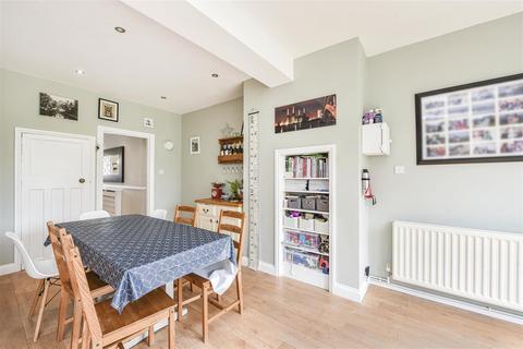 4 bedroom semi-detached house for sale, Ryecroft Avenue, Twickenham