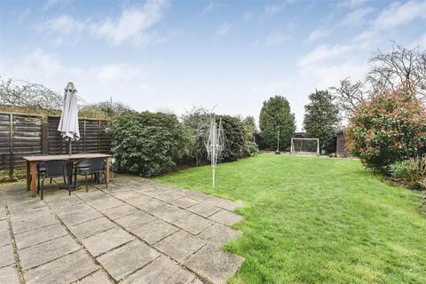 4 bedroom semi-detached house for sale, Ryecroft Avenue, Whitton