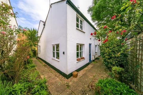 2 bedroom end of terrace house for sale, Windmill Road, Hampton Hill