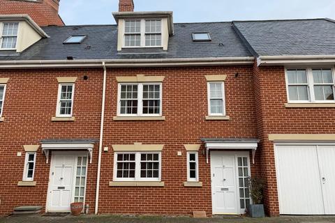 Bury St Edmunds - 3 bedroom townhouse to rent