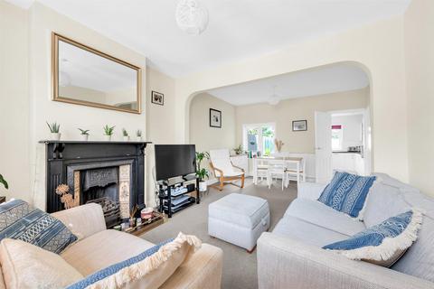 37 Bromley Crescent, Bromley, BR2 0HA