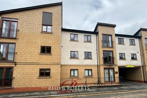 2 bedroom apartment for sale, New Street, Mold