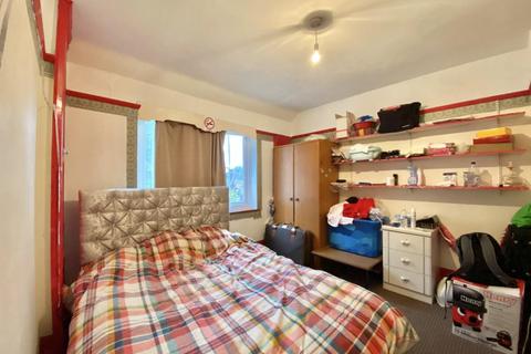 14 Brookside Road, Hayes, UB4 0PQ