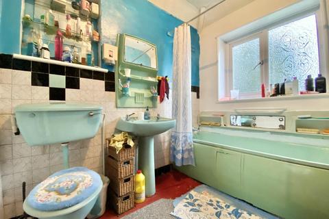 14 Brookside Road, Hayes, UB4 0PQ