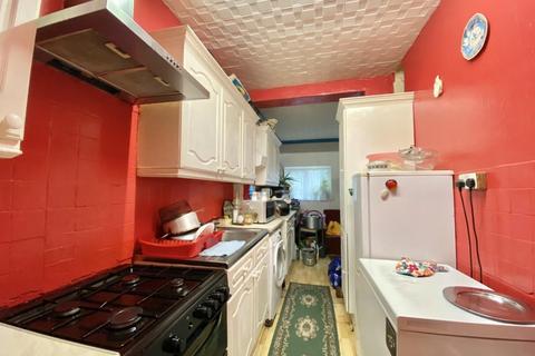 14 Brookside Road, Hayes, UB4 0PQ