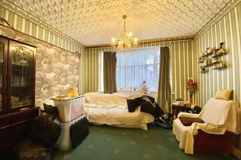 14 Brookside Road, Hayes, UB4 0PQ