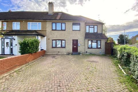 64 Chestnut Close, Hayes, UB3 1JG