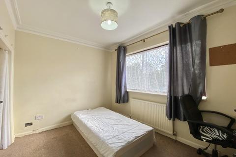 64 Chestnut Close, Hayes, UB3 1JG