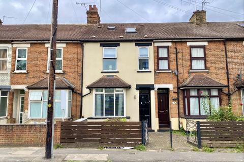 87 Blyth Road, Hayes, UB3 1DB