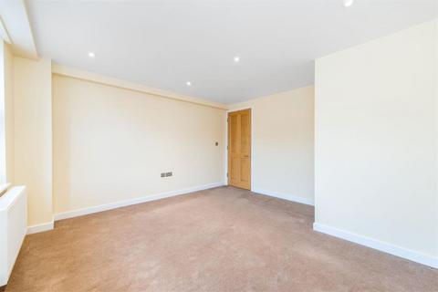 1 bedroom apartment to rent, Kingsland Road, Shoreditch, E2