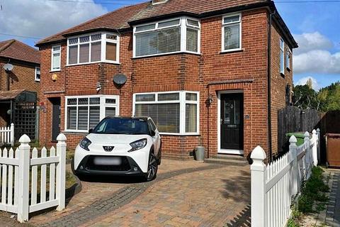 141 Hillside Avenue, Borehamwood, WD6 1HH