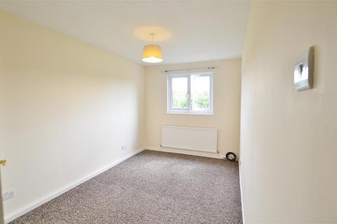 1 bedroom flat to rent, Greystoke Road, Slough