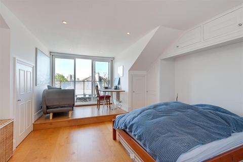 2 bedroom flat for sale, Belsize Park Gardens, Belsize Park NW3