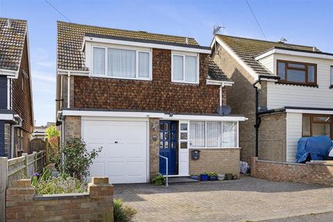 3 bedroom detached house for sale, Hoddern Avenue, Peacehaven