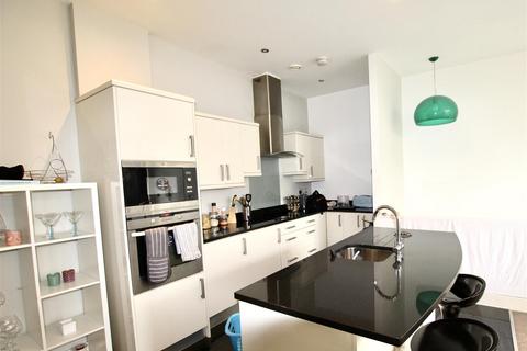 2 bedroom apartment to rent, The Axis, Wollaton Street, Nottingham