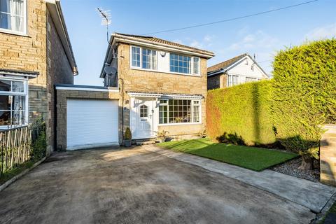 3 bedroom detached house for sale, Swithens Drive, Leeds LS26