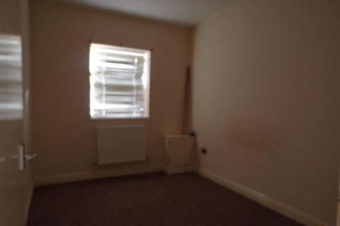 4 bedroom flat for sale, Pant Yr Heol, Neath