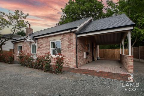 2 bedroom detached bungalow for sale, High Street, Thorpe-Le-Soken CO16