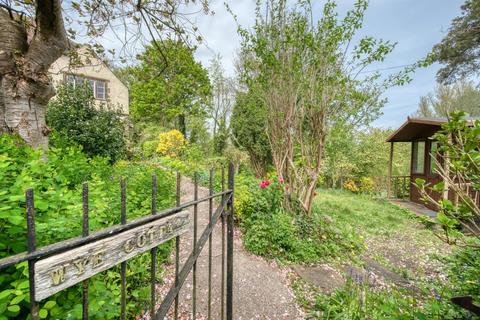 3 bedroom end of terrace house for sale, The Rock, Buxton Road, Bakewell