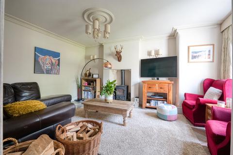 Fern Bank Brookfield Lane, Bakewell, DE45 1AN
