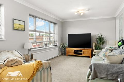 51 Collins Meadow, Harlow, CM19 4EW